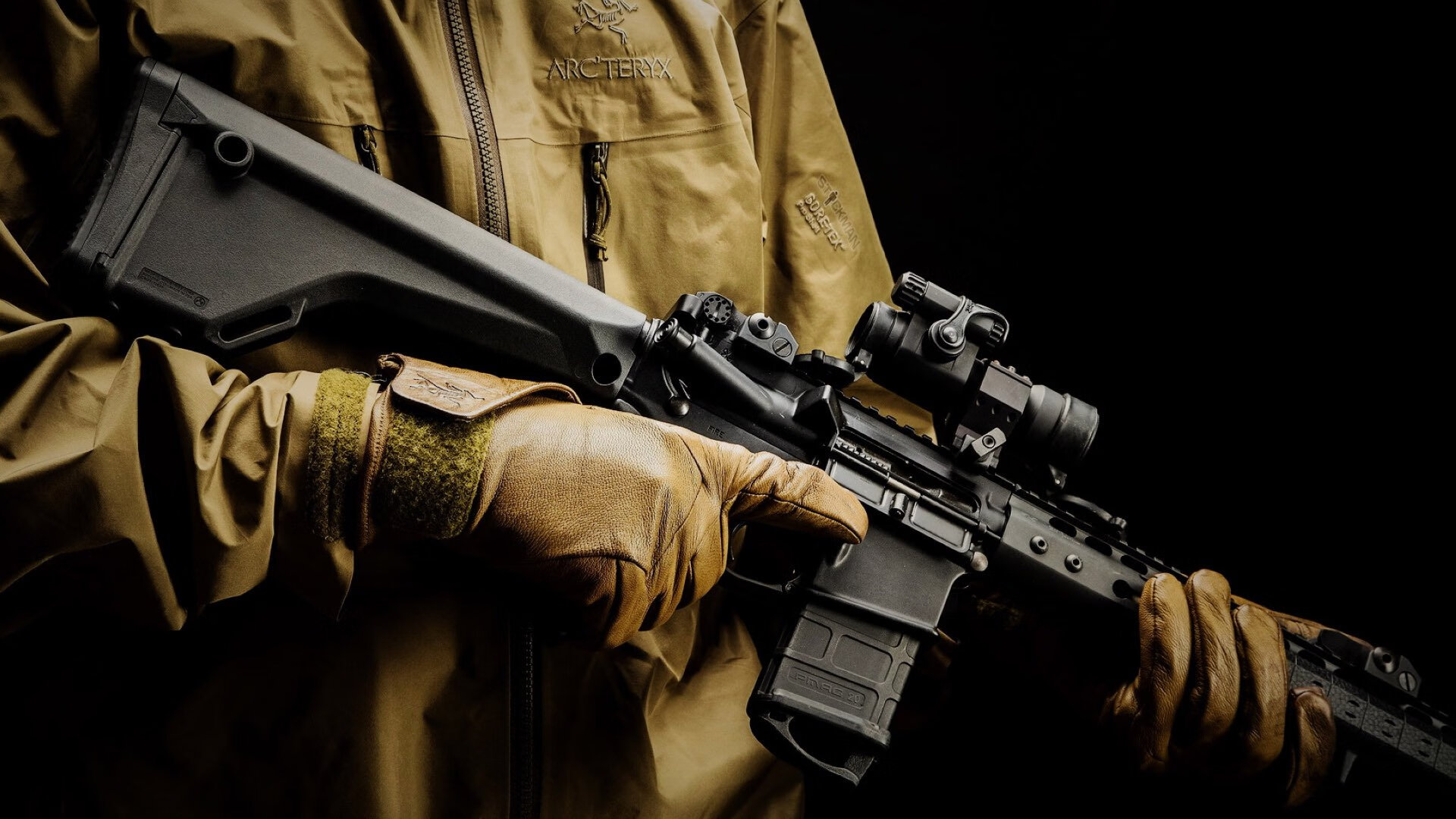 搏击擂台新晋拳手打法独具一格，搏击选手