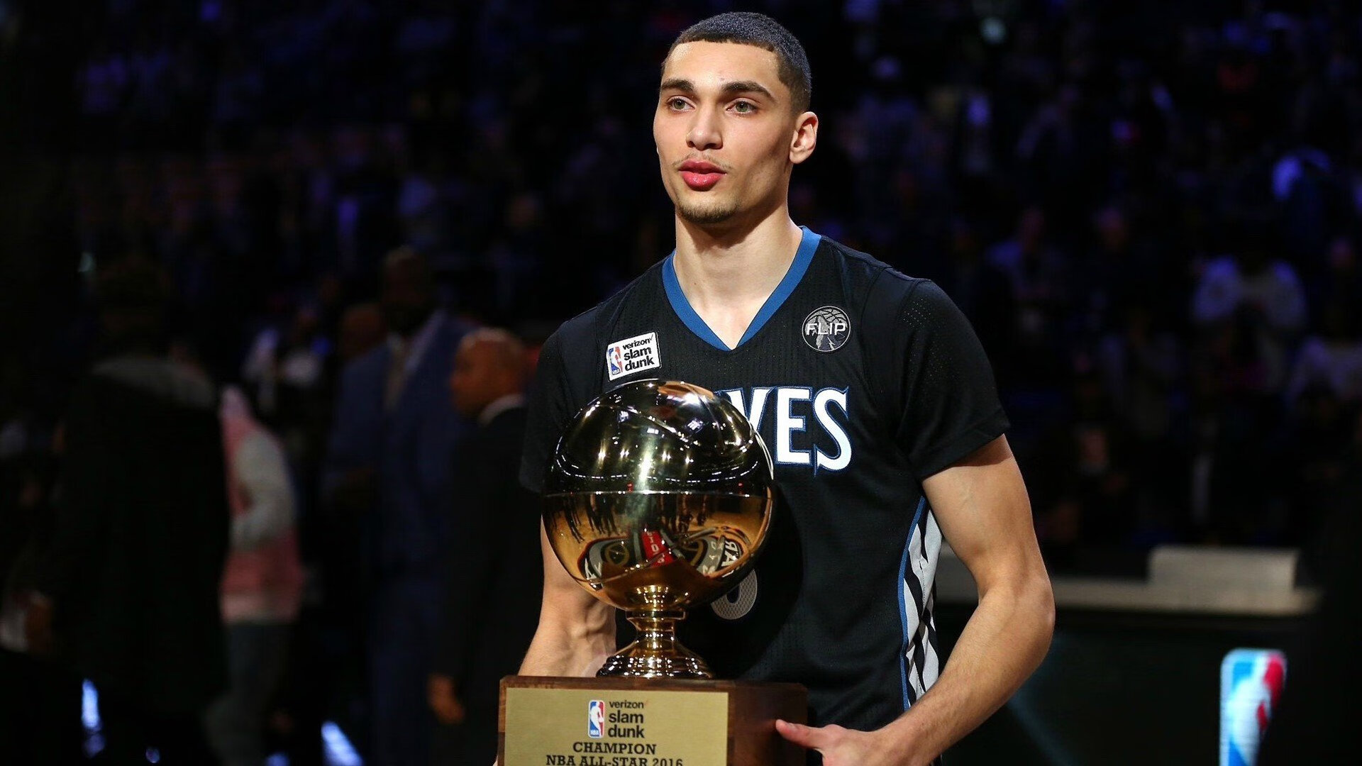 赛季结束倒计时:各队冲刺季后赛的战术分析,季后赛冲突